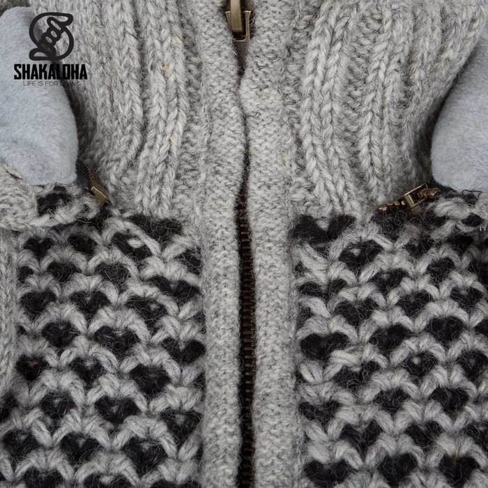 Shakaloha Cardigan en laine tricoté Shakaloha gris marlin avec doublure en polaire et capuche amovible - homme/uni - fait à la main au Népal à partir de laine de mouton