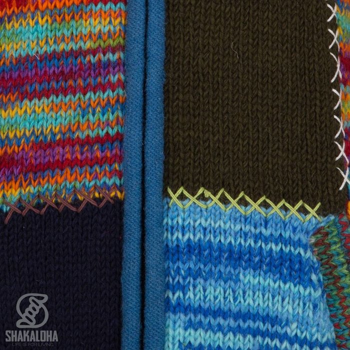 Shakaloha Gilet lungo in lana lavorata a maglia Shakaloha con pelliccia multicolore, fodera in pile e cappuccio - Donna - Fatto a mano in Nepal con lana di pecora