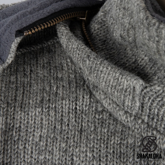 Shakaloha Shakaloha Gebreid Wollen Vest Navigator Grijs met Fleece Voering en Afneembare Capuchon - Man/Uni - Handgemaakt in Nepal van Schapenwol