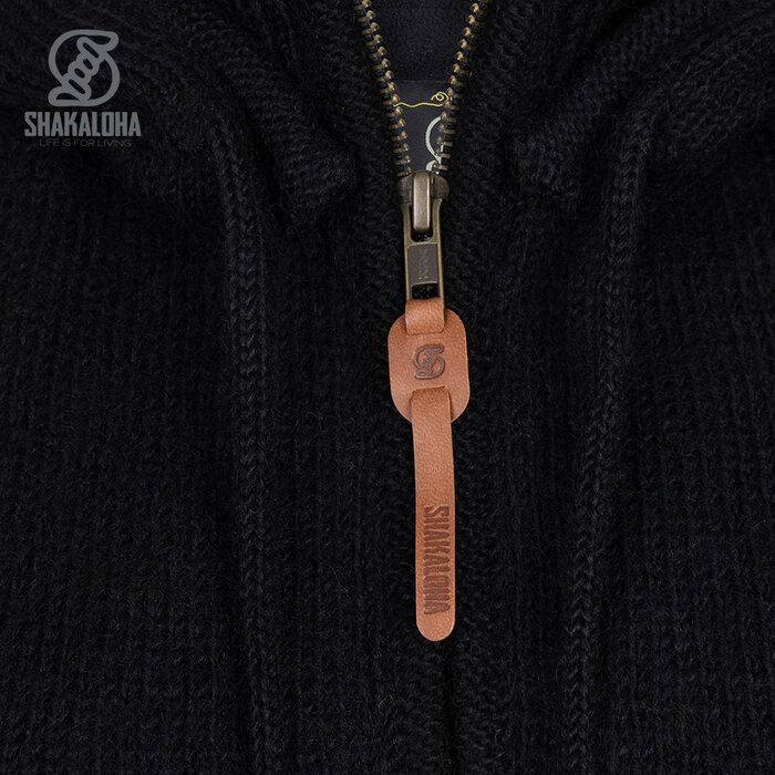 Shakaloha W Felicia Schwarz