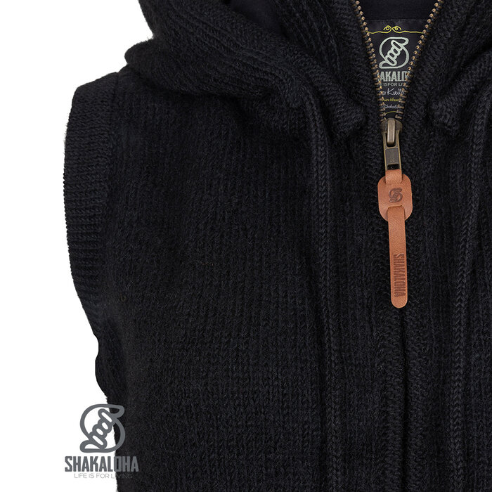 Shakaloha W Felicia Schwarz