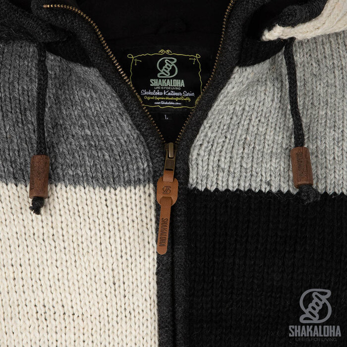 Shakaloha Shakaloha Patch Hoodie ZH Black/White – gilet en laine fait main avec polaire et zip YKK (noir/blanc/gris)