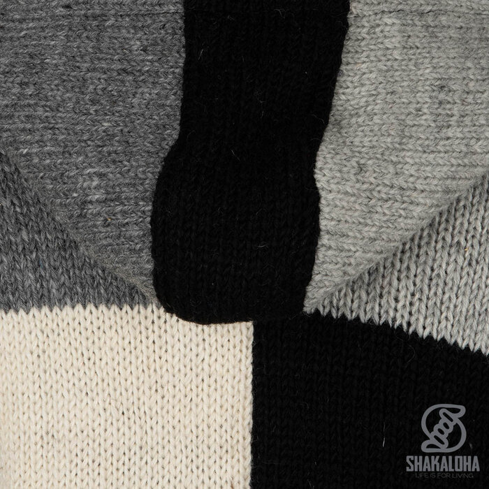 Shakaloha Shakaloha Patch Hoodie ZH Black/White – gilet en laine fait main avec polaire et zip YKK (noir/blanc/gris)