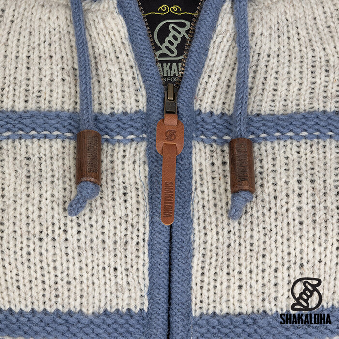 Shakaloha W Itaka BeigeSteel – gebreide wollen damesvest met fleecevoering, YKK frontzip, doorgestikte schouderpas, borstzak, 2 steekzakken, regular fit.