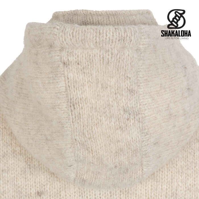 Shakaloha M Tundra Beige/Gris – veste en laine homme avec polaire polyester, zip frontal YKK, capuche amovible avec bouton anti‐ouverture, poche kangourou doublée polaire + poche poitrine intérieure zippée, 2 cordons en laine avec anneaux en bois gravés du logo Sha