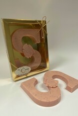 Chocoladeletter met rozen