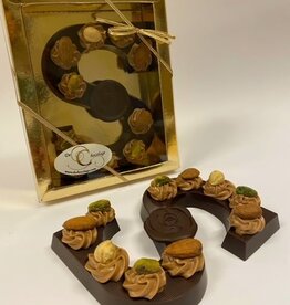 Gevulde pure chocoladeletter met toefjes