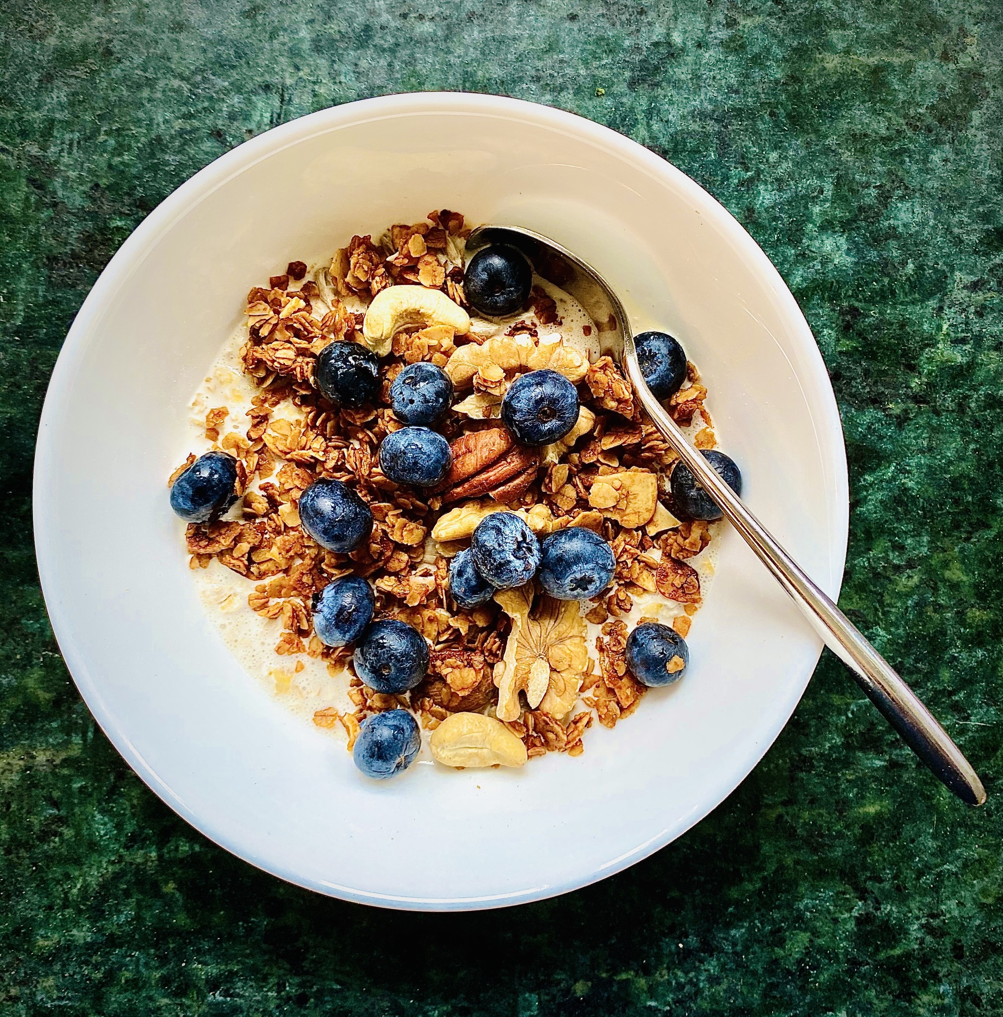 GRANOLA selbstgemacht mit MACA CACAO