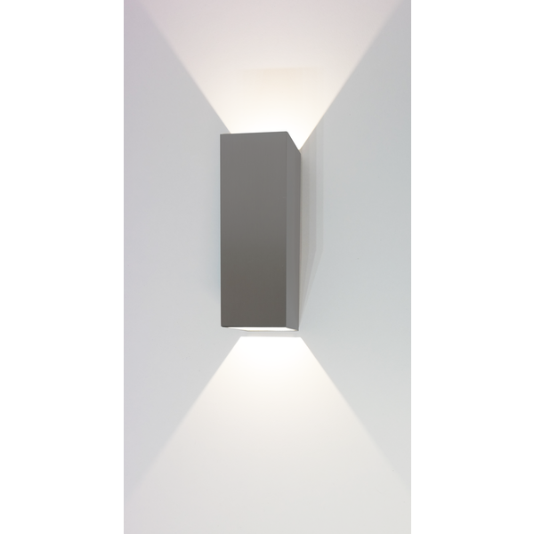 Licht &  Wonen/ Artdelight Vegas wall lamp 25 cm