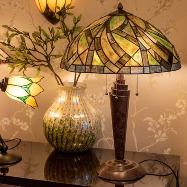 Art Deco Trade Tiffany Willow table lamp