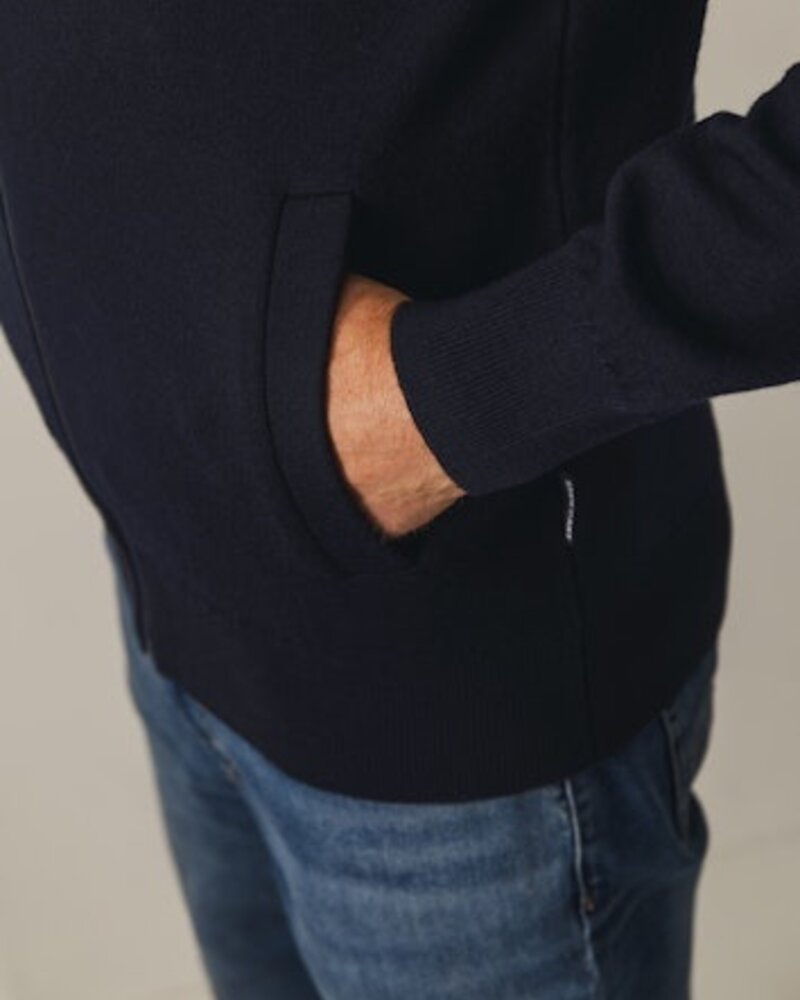 STATE OF ART STATE OF ART vest