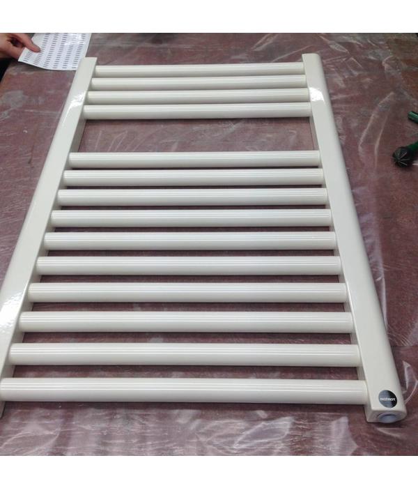 HOTHOT Radiator in Cream Colour RAL 9001