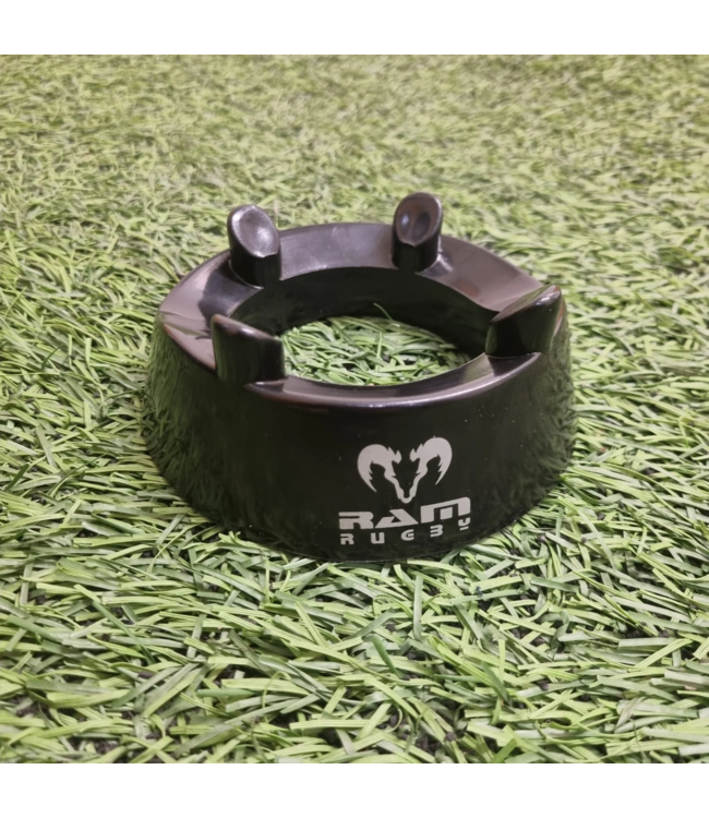 RAM Rugby Kicking Tee - Noir - parfait dans sa simplicité.
