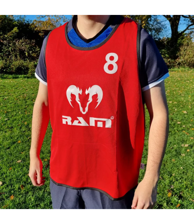 RAM Rugby nr.1tm15, dubbel-zijdig draagbare, 2-kleurige shirts/hesjes. Genummerd 1 tm 15, Traininghesjes