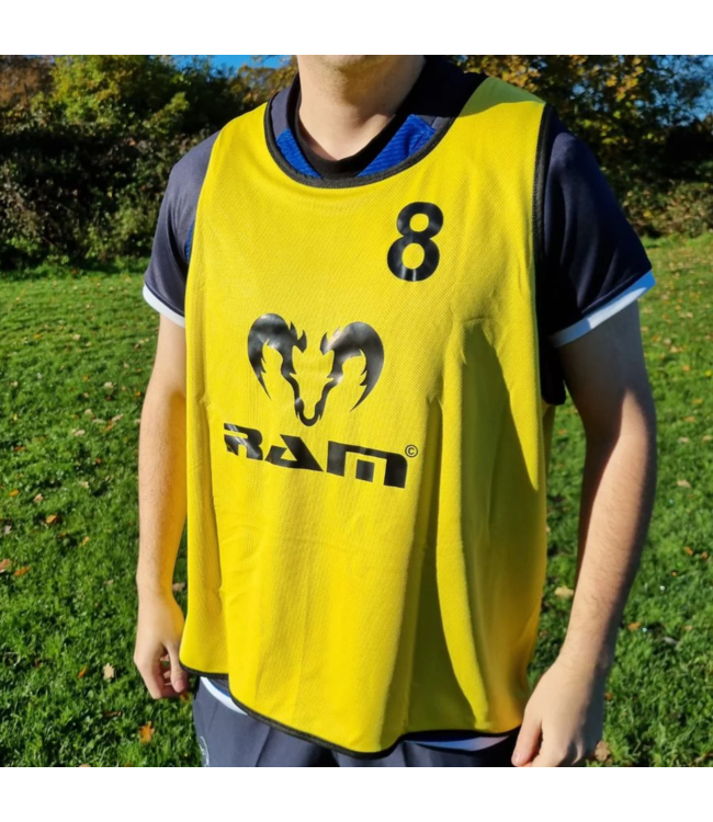 RAM Rugby nr.1tm15, dubbel-zijdig draagbare, 2-kleurige shirts/hesjes. Genummerd 1 tm 15, Traininghesjes