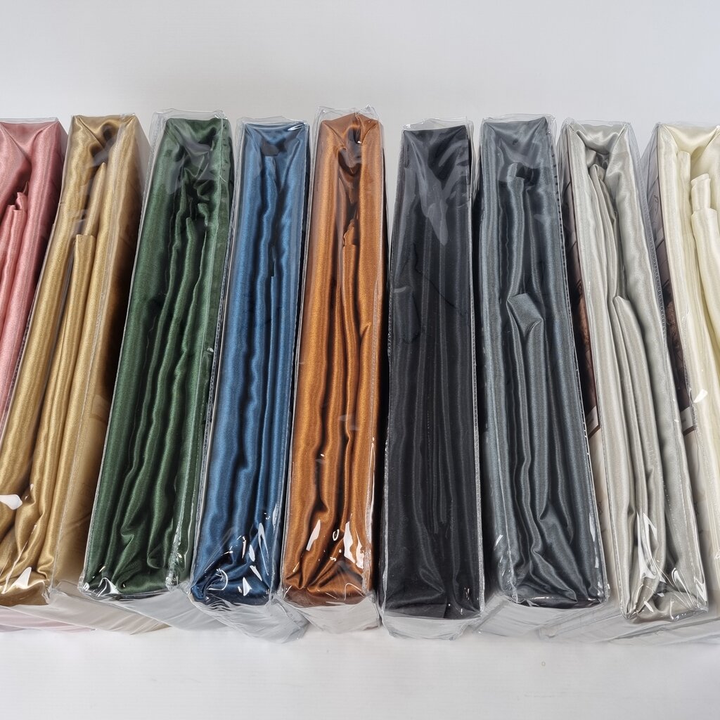 Beau Maison Glanzend Satijnen Dekbedovertrek Zilver