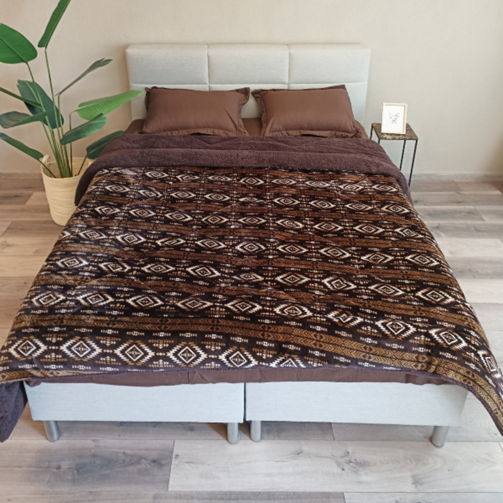 Otsukeori 4 PCS Bedspreiset + Hoeslaken & Kussenslopen | Velvet Brown Diamond