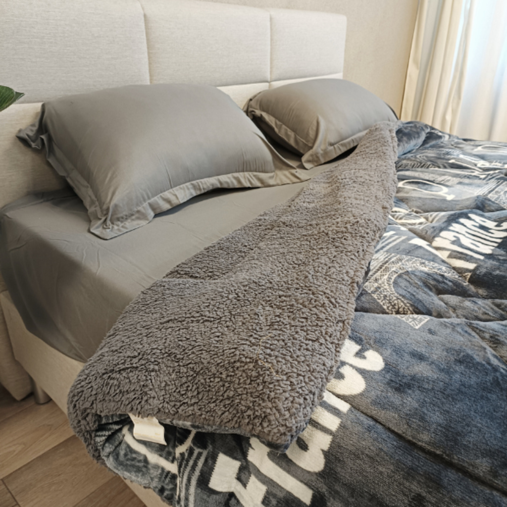 Otsukeori 4 PCS Bedspreiset + Hoeslaken & Kussenslopen | Velvet Paris