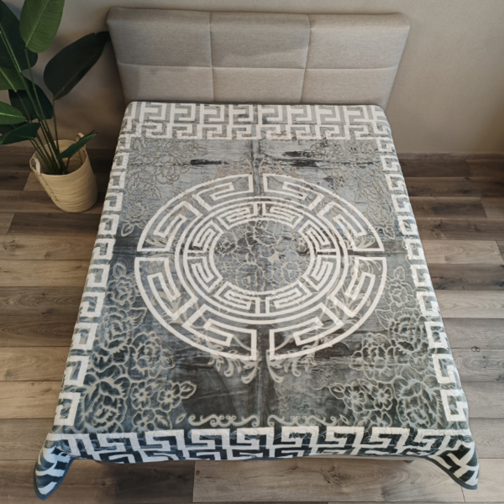 Otsukeori Embossed Velvet Bedsprei Griekse Sleutel | Versace - 200x240 cm - Grey/White - Dubbelzijdig!
