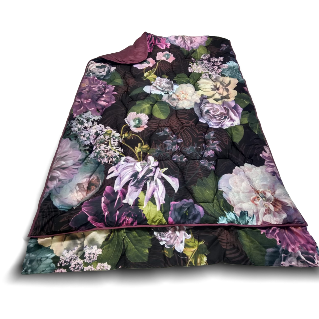 Beau Maison Purple Flowers Kant en Klaar Dekbed / Dekbed Zonder Overtrek / Uni Onderzijde