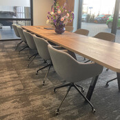 Grote vergadertafel LAB Mr Big Grote vergadertafel LAB Mr Big