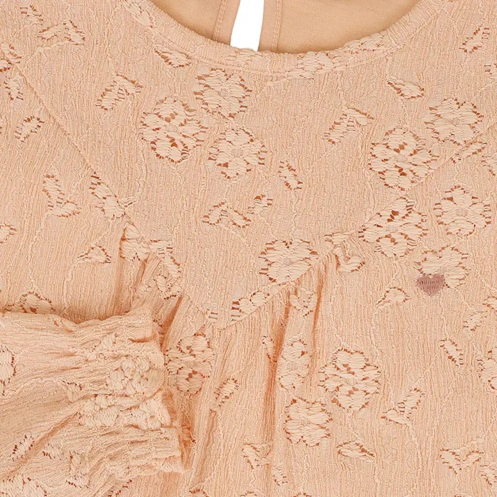 Blouse (soft apricot)