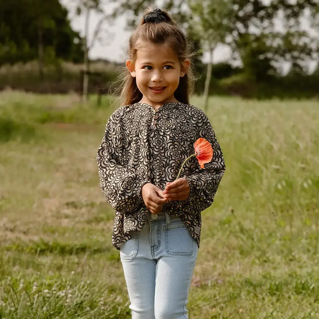 Blouse Flower (camel sand)