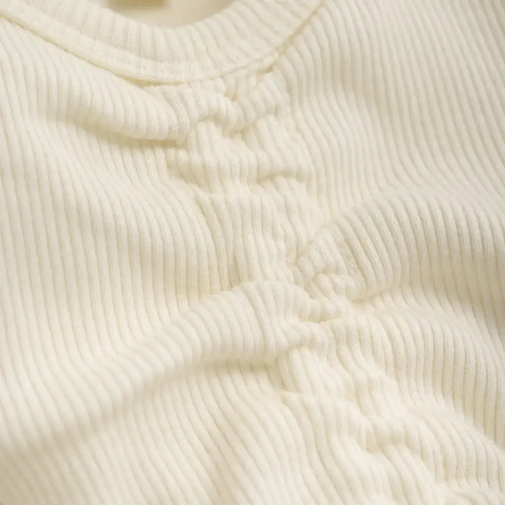 T-shirt (buttercream)