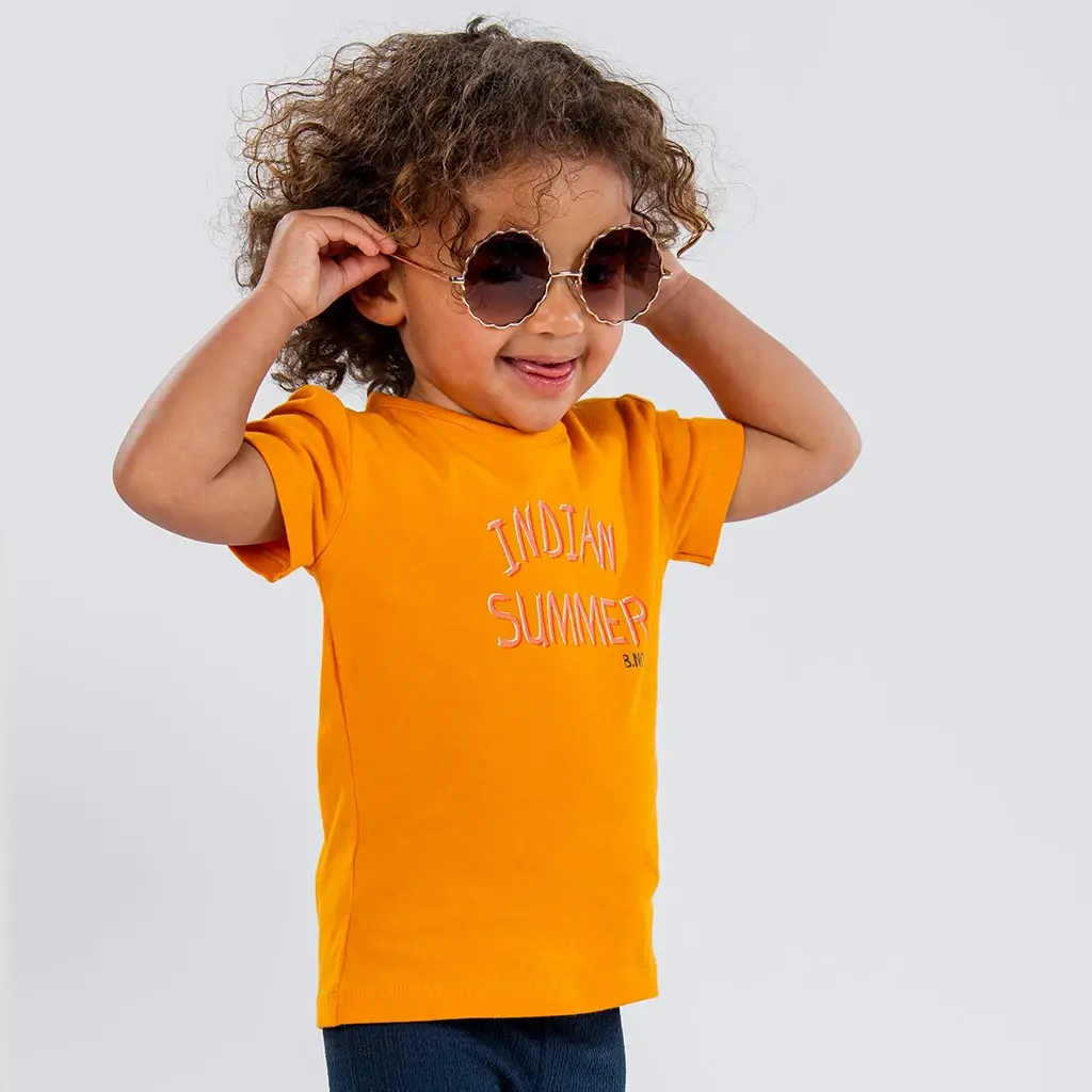 T-shirtje B. Blush (dk. cheddar)