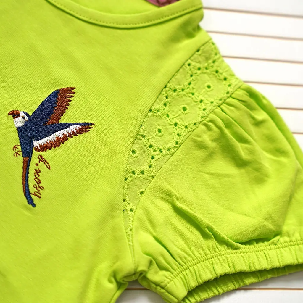 T-shirt B. Glossy (toxic green)