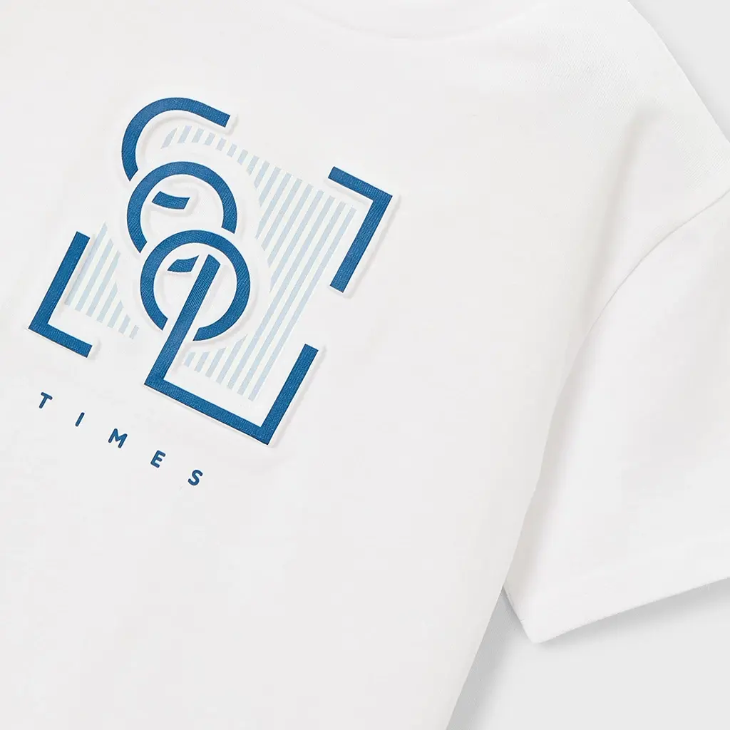 T-shirt (white)