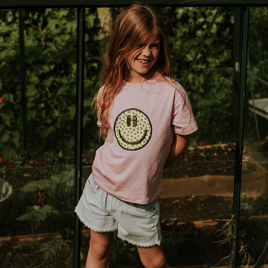 T-shirt (pink)