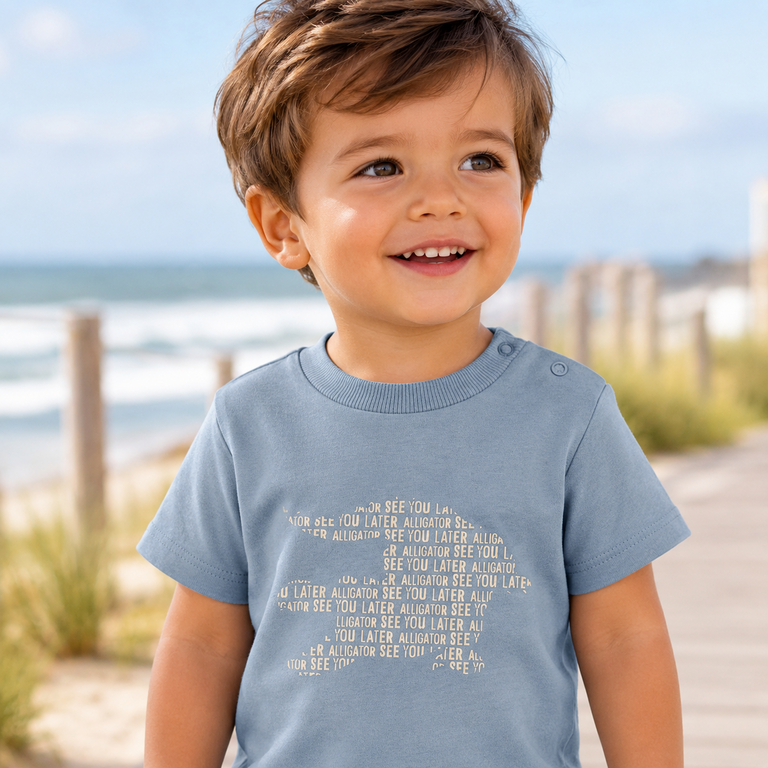 T-shirt (blue)