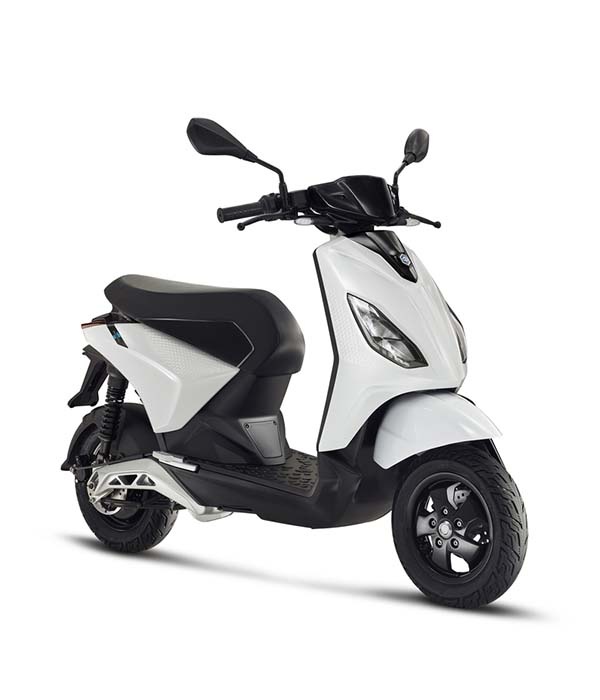 Inspireren plakband Kruipen Piaggio One Elektrische scooter - 100% Elektrisch - Scooter Centrum