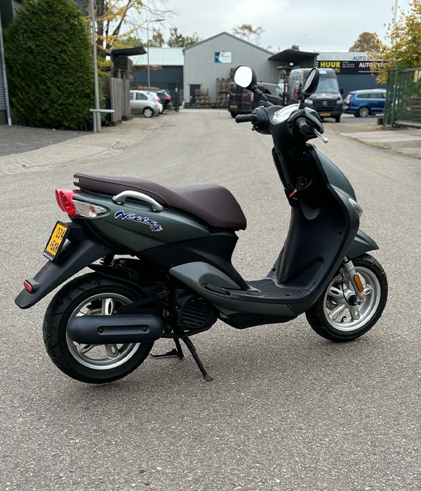 Yamaha Neos 45km/u groen 2012