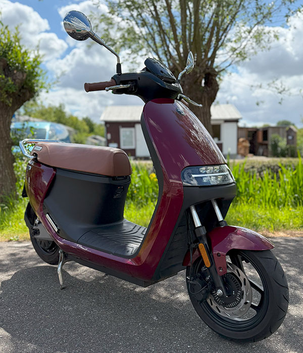 Segway E125S 45km/u Ruby Red 2023