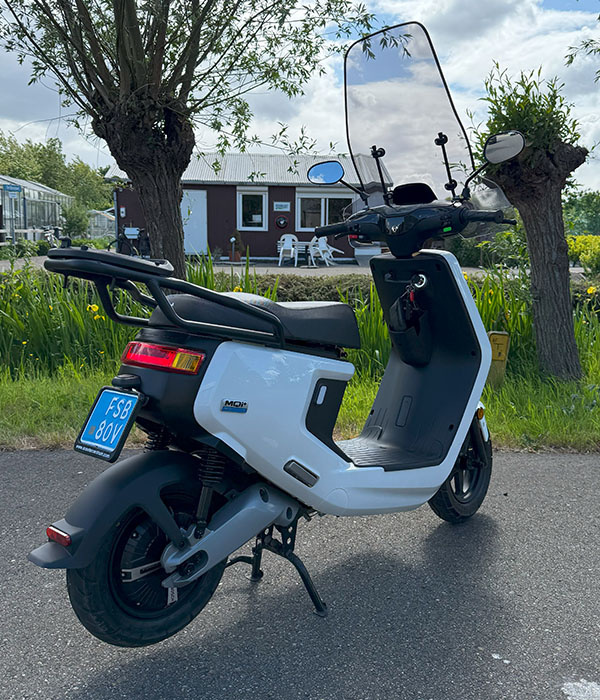 Niu MQI+ Plus Sport 25km/u Wit 2024