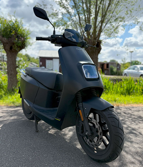IVA E-GO NCE 45km/u Mat Zwart Longe Range 2023