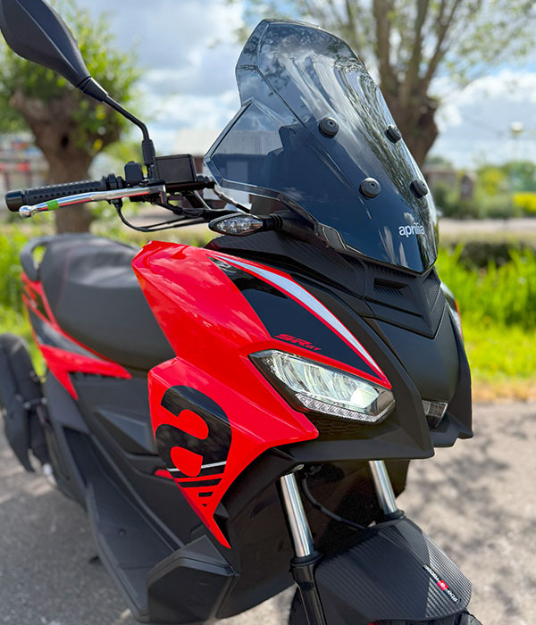 Aprilia SR GT 200 Sport Red Raceway