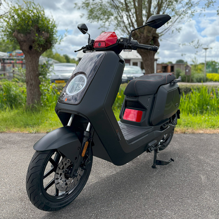NIU NQIX150 Elektrische scooter