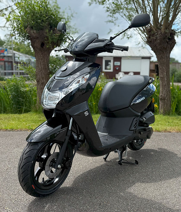 Peugeot Kisbee 45km/u EURO 5 Pearly Black