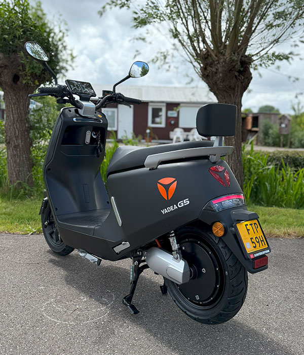 Yadea G5 45km/u Matt Black