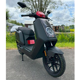 NIU NQIX150 Elektrische scooter Rood Matzwart