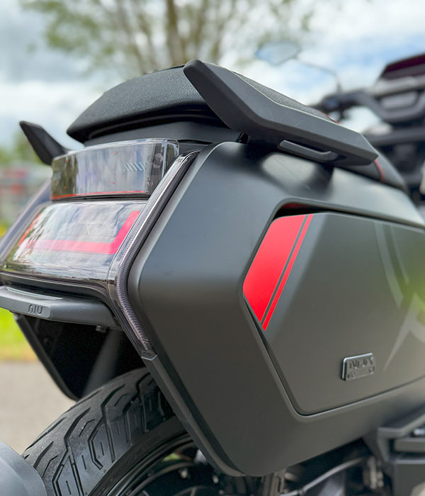 NIU NQIX150 Elektrische scooter Rood Matzwart