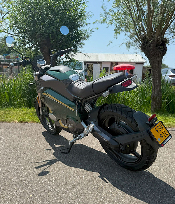 Super Soco TC Wanderer VIntage Green 2025 45km