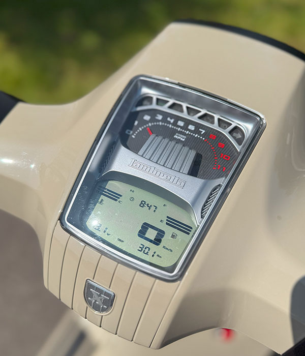 Lambretta X Series X300 SR White Latte