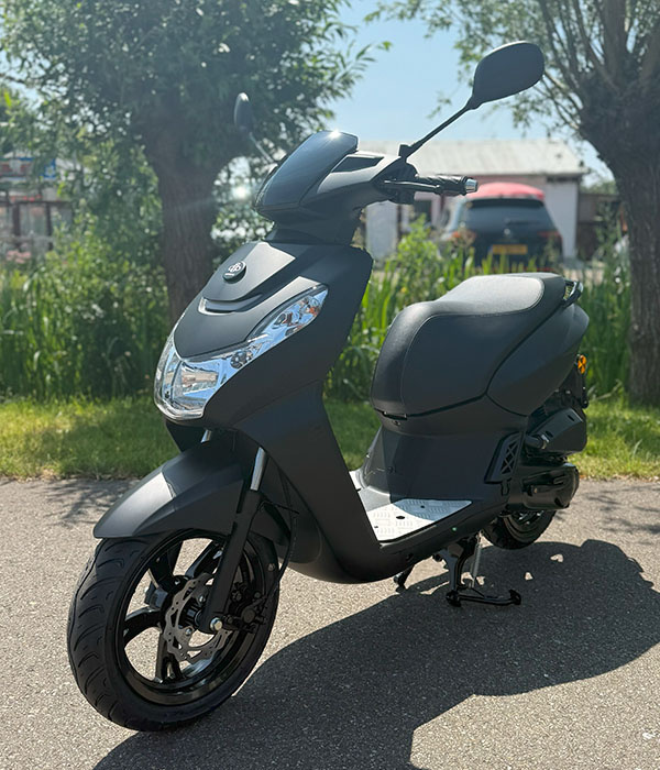 Peugeot Kisbee 45km/u EURO 5 Black Edition 2025