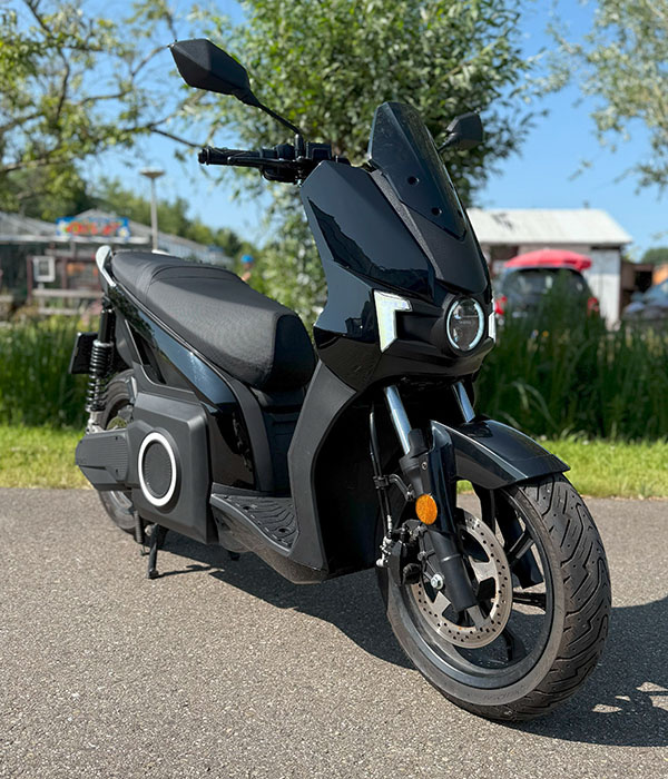 Silence S01 Motorscooter 110km/u 2023