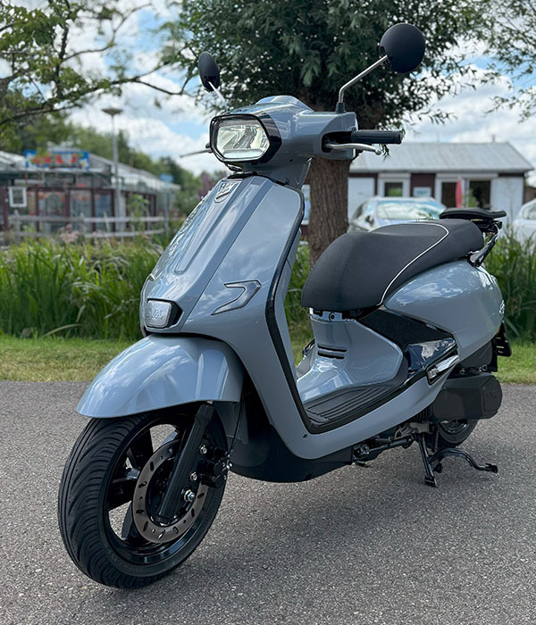 Sym Fugue 125cc AC motorscooter Grey