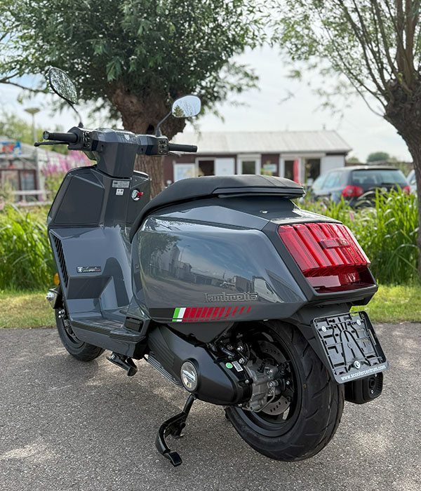 Lambretta X 125cc Scuro Grey 2025